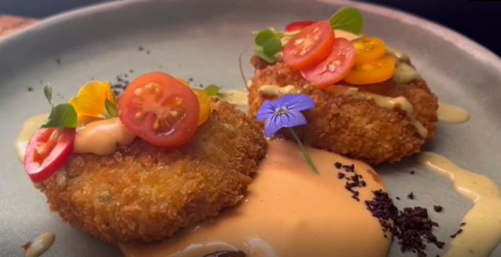 tuna belly quinoa cakes