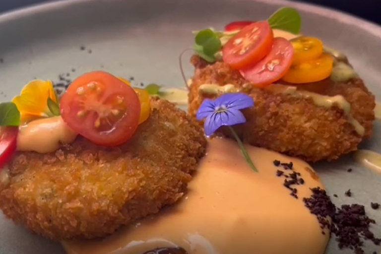 tuna belly quinoa cakes